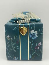 Vintage Wind Up Pretti-Pak Music Box Plays “Memory” From Cats picture