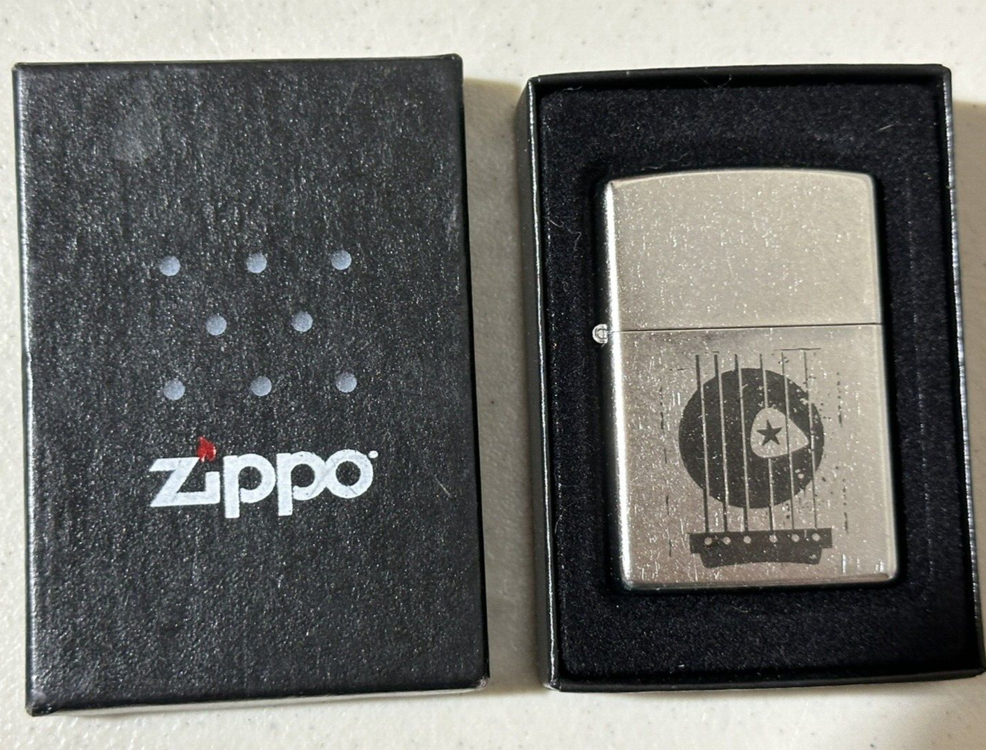 Zippo 2008 Guitar Design Lighter New Sealed Condition