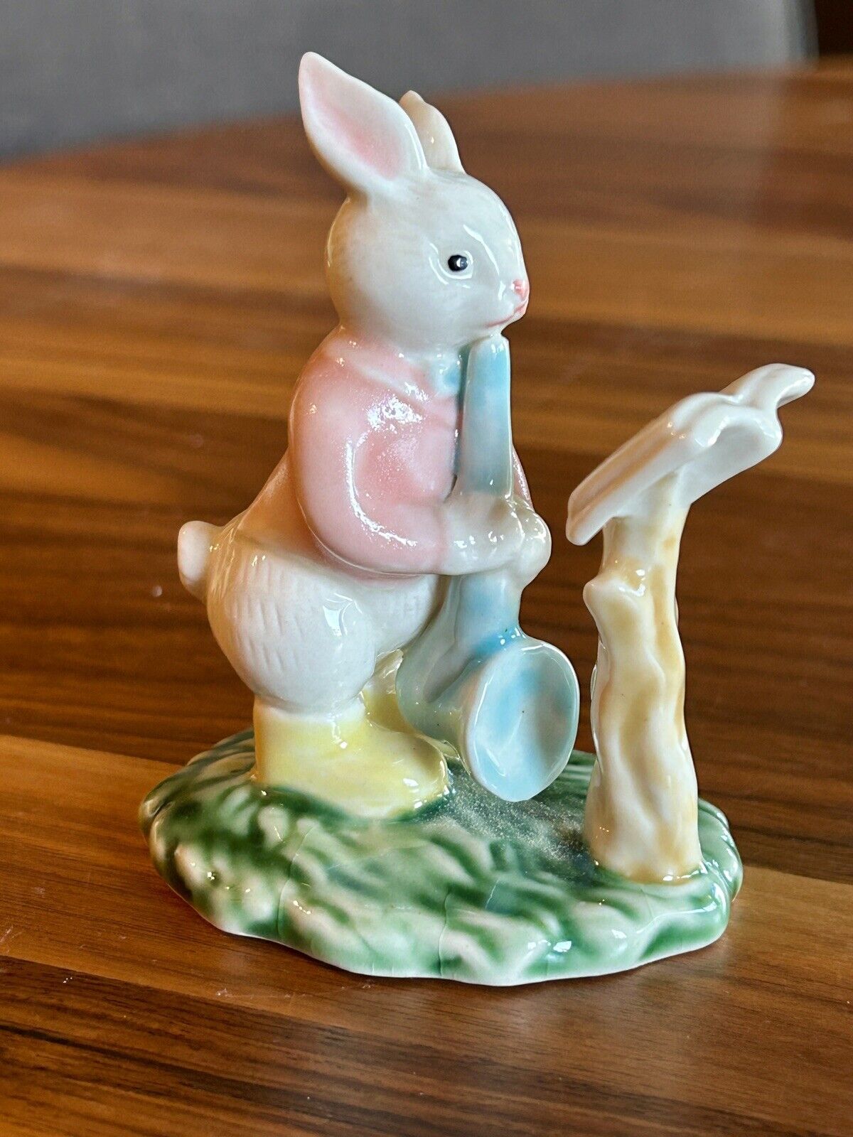 Vintage ALBERT KESSLER Ceramic Bunny Rabbit Figurine Orchestra Music SAXOPHONE