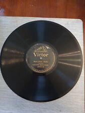 Lot of 18 VICTOR  & VICTROLA Records.. for a talking machine picture