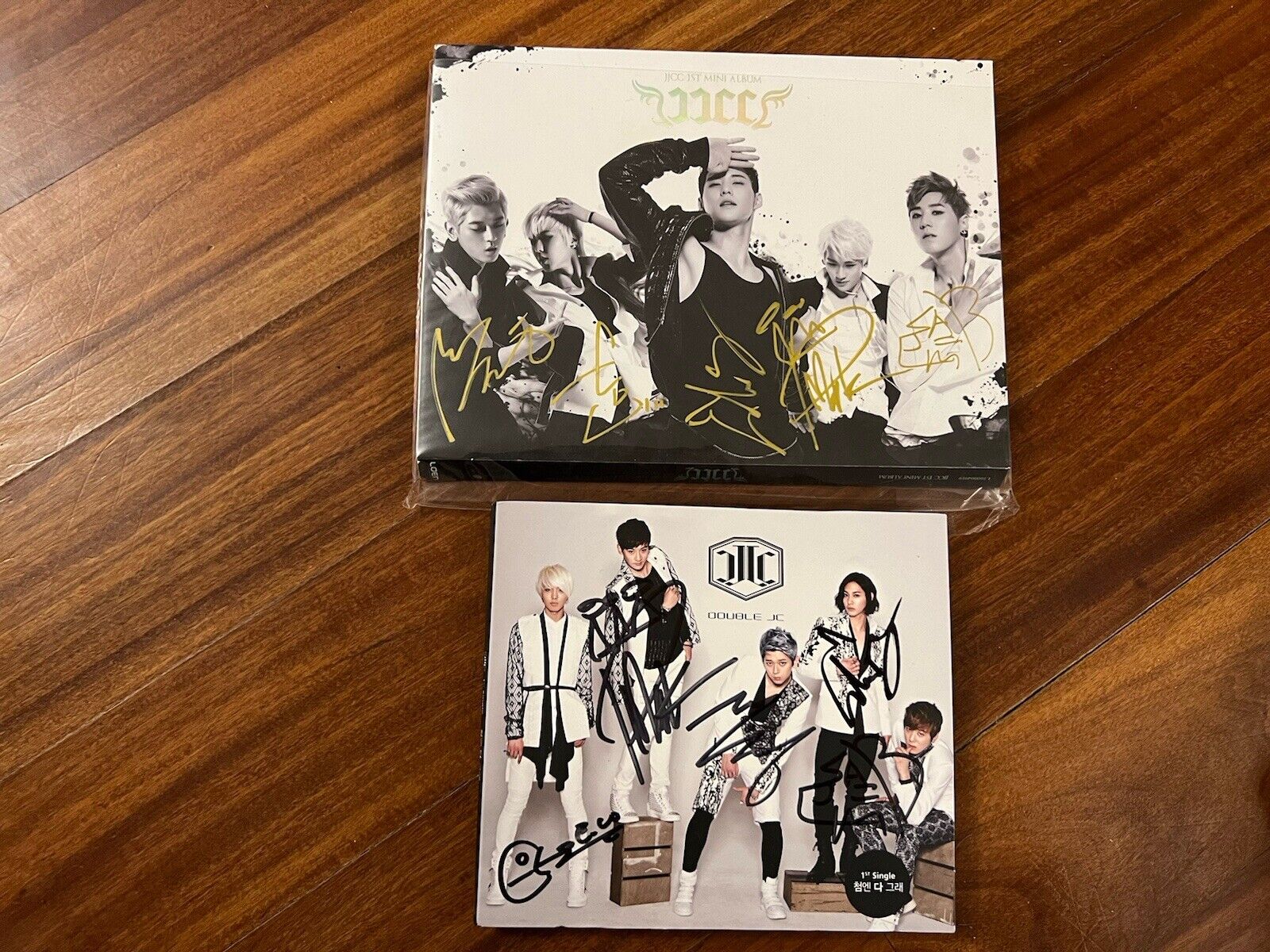 K-pop Autographed Promotional Copies JJCC Albums Bing Bing Bing At First