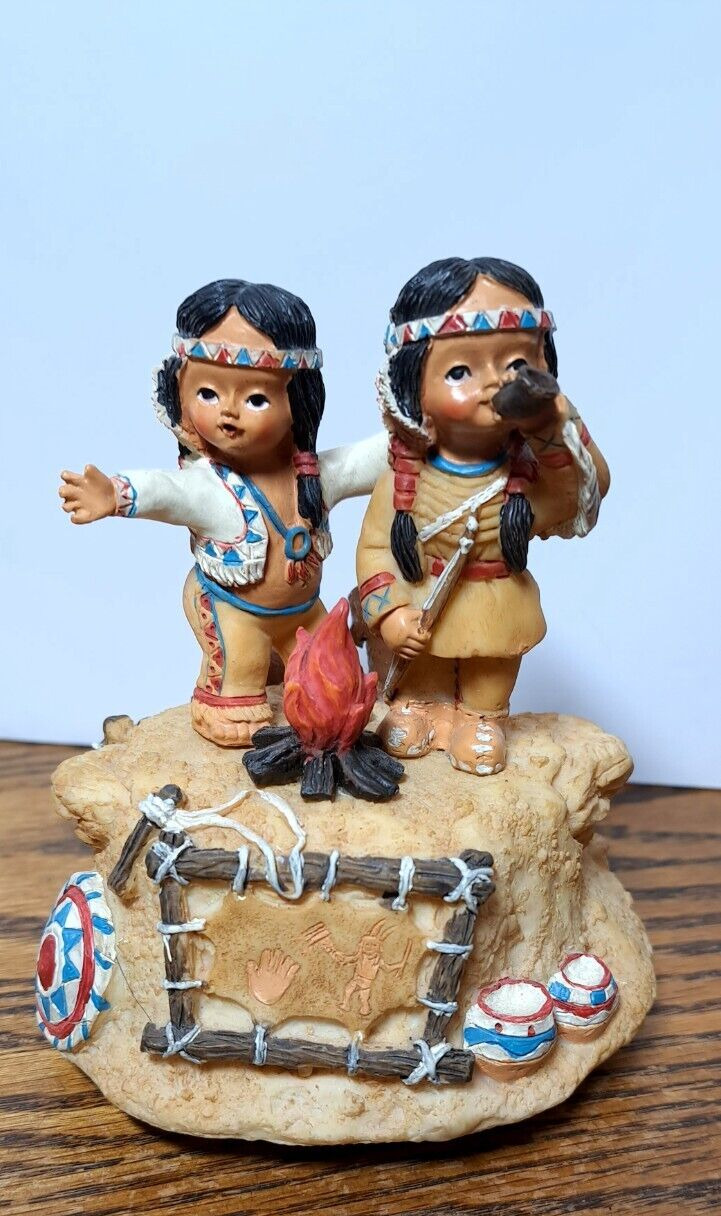 Vintage Music Box With Indians Around Campfire 4 3/4\'\' High