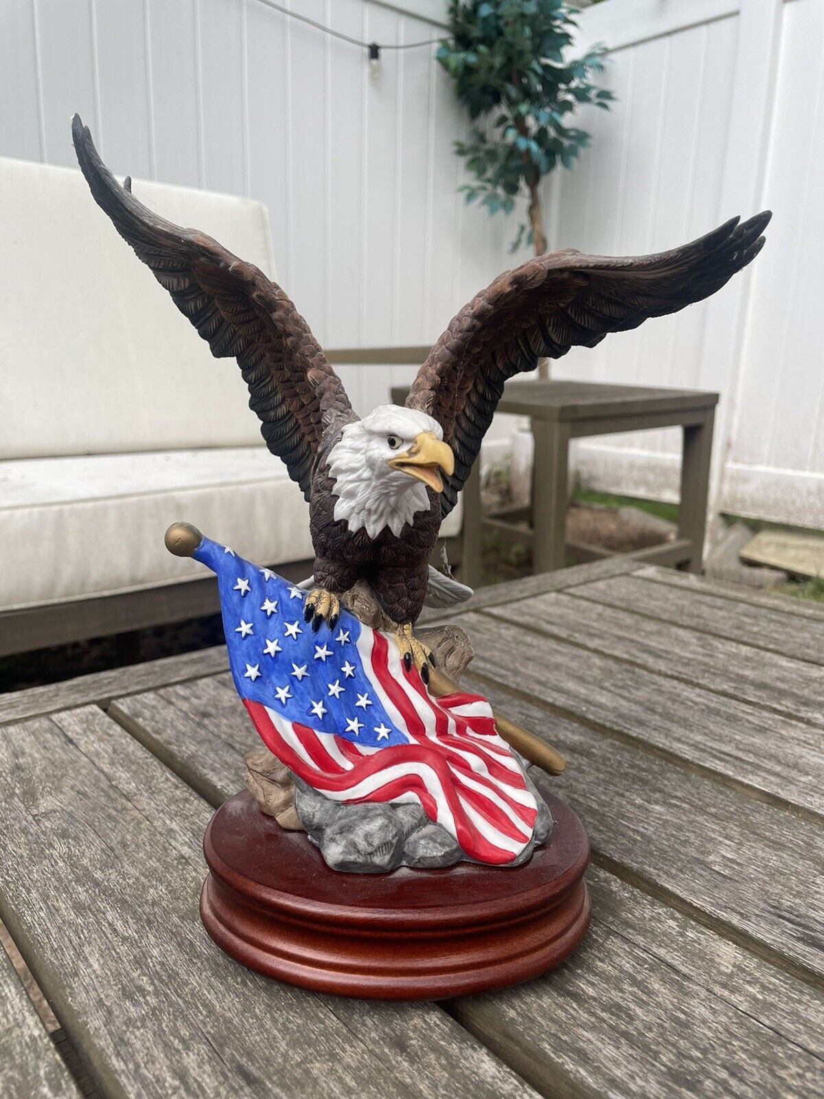 San Francisco Music Box Company American Eagle Muscial Figurine Americana VTG