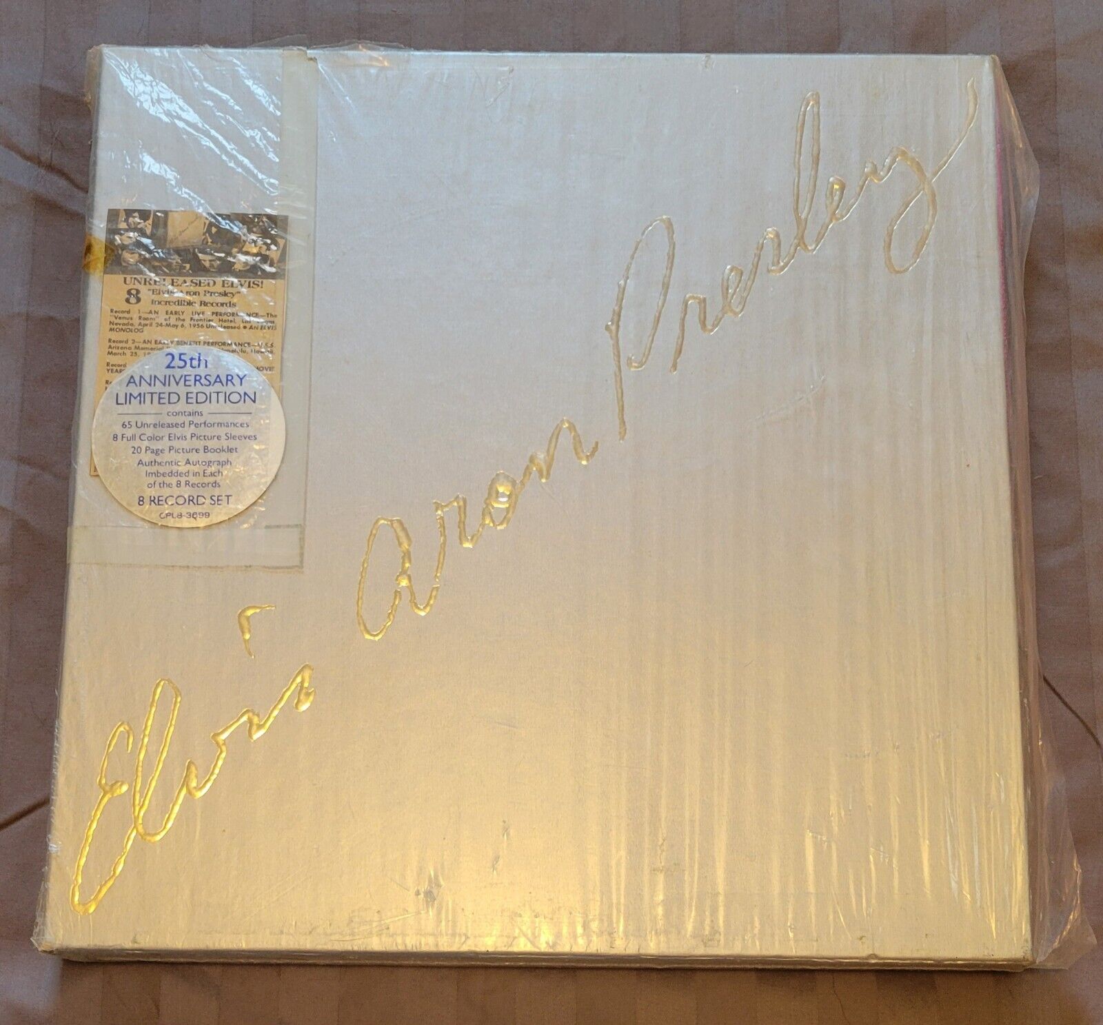 Elvis Aron Presley Box Set, Reviewer Series Low #03381 1980 Pre-owned
