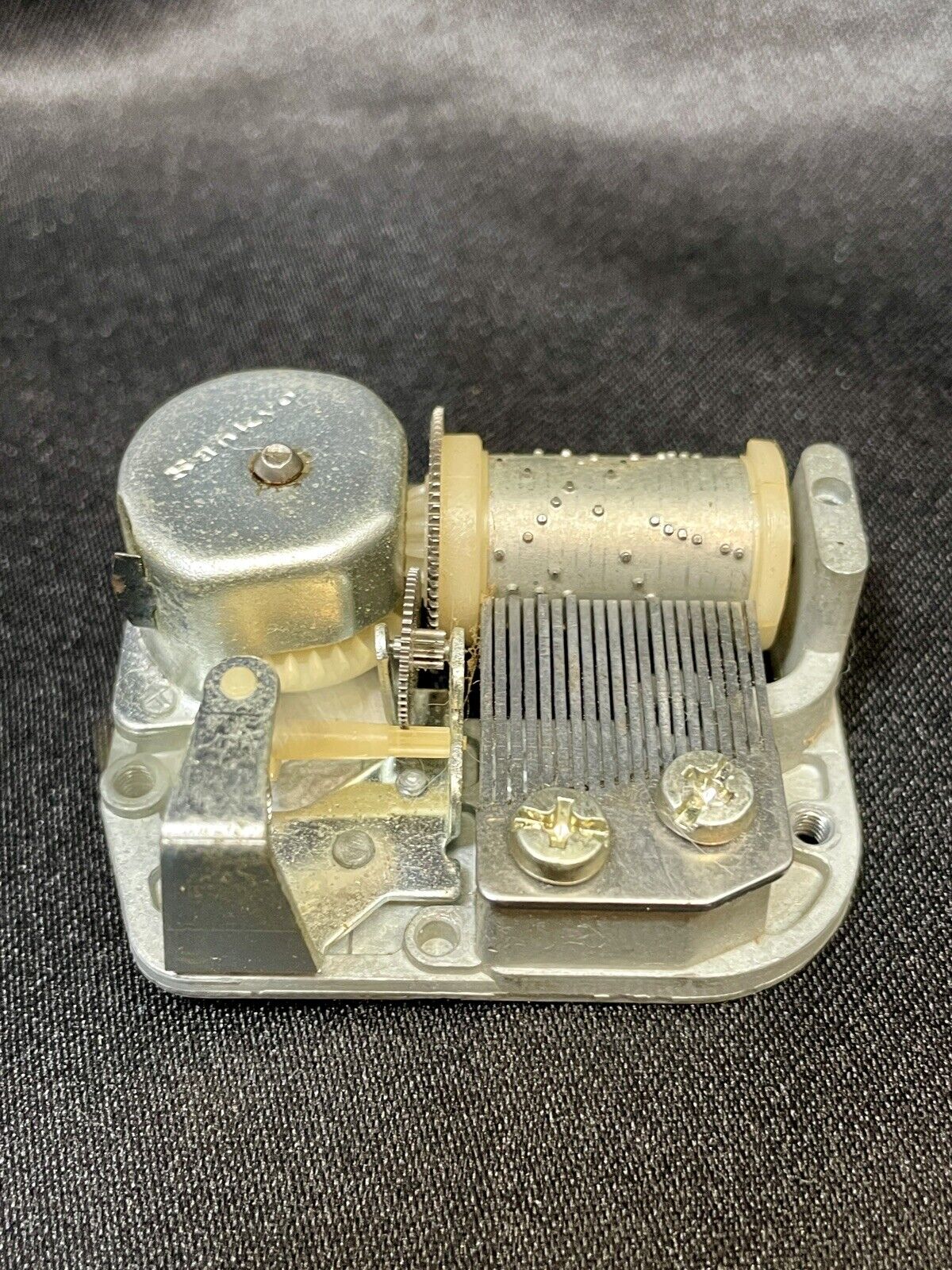Vintage Music Box Mechanism Internals Mechanical Sankyo Japan Unknown Song