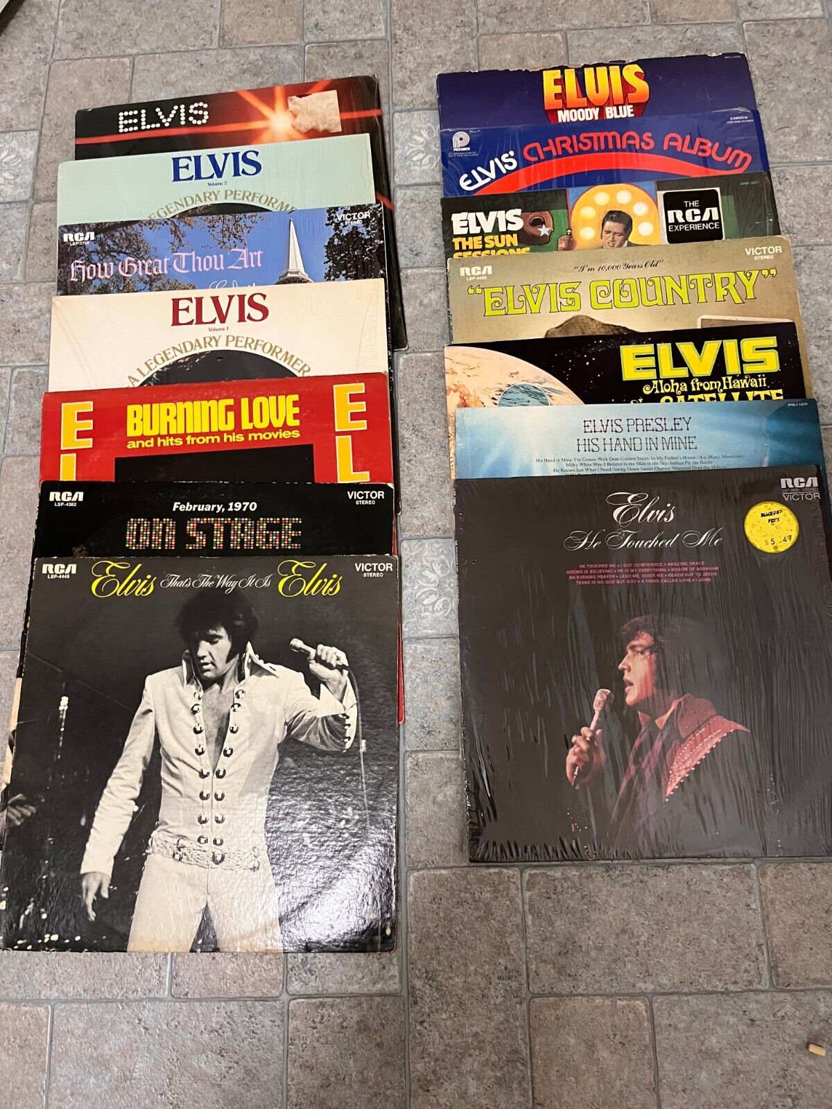 LOT of 14 ELVIS Albums