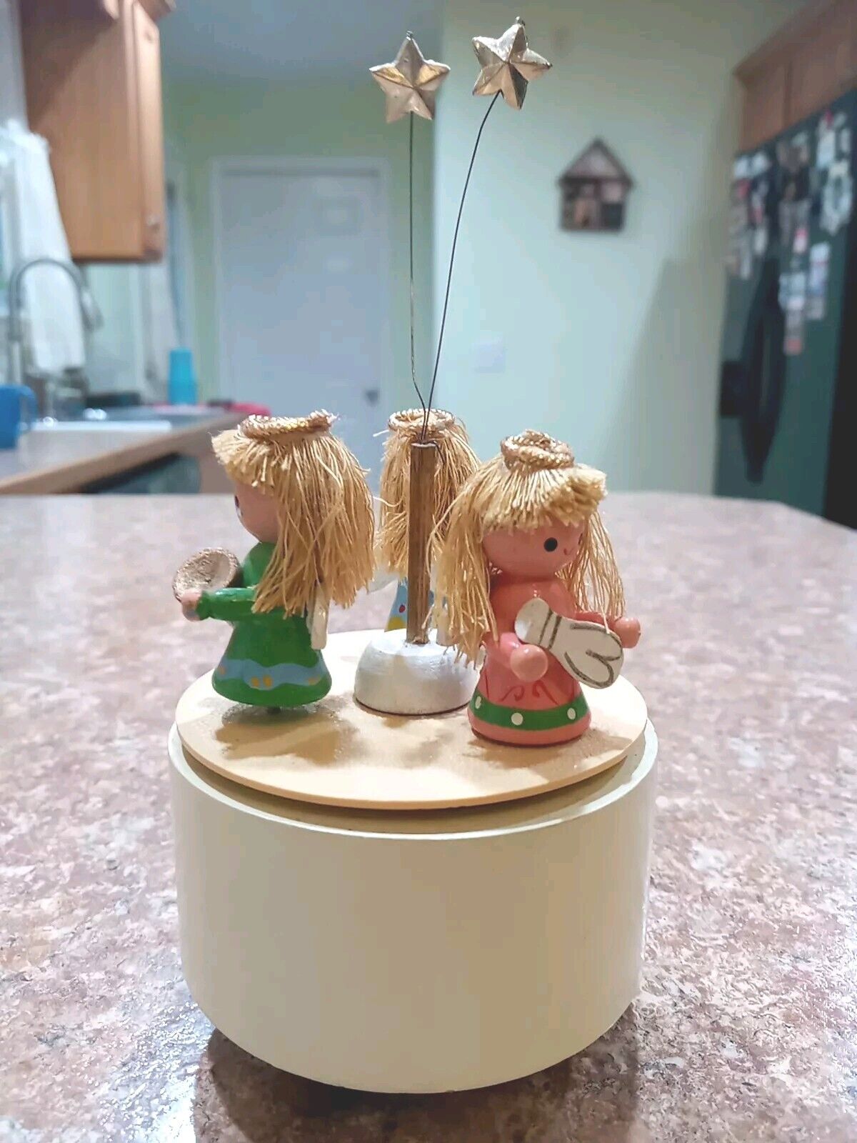 Schmid Music Box With Animated Angels 
