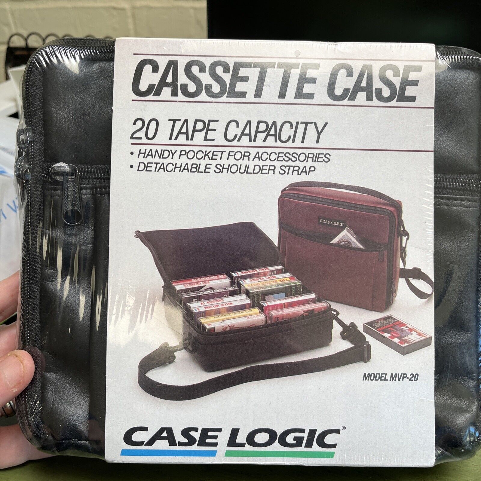 Case Logic 20 Cassette Tape Nylon Carrying Case Adjustable Strap Plastic Tray