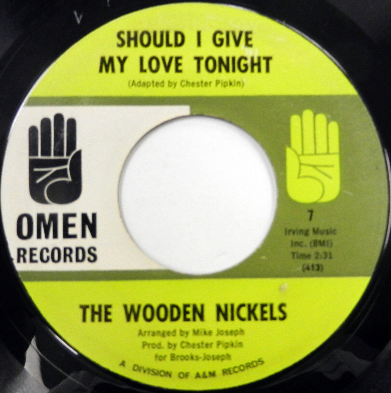 The WOODEN NICKELS 45 Should I Give My Love Tonight OMEN lbl NORTHERN SOUL w4581