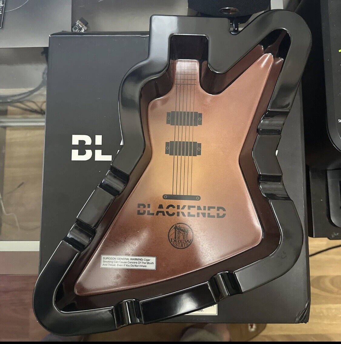 New Drew Estate M81 Blackened Metallica Guitar Cigar Ashtray