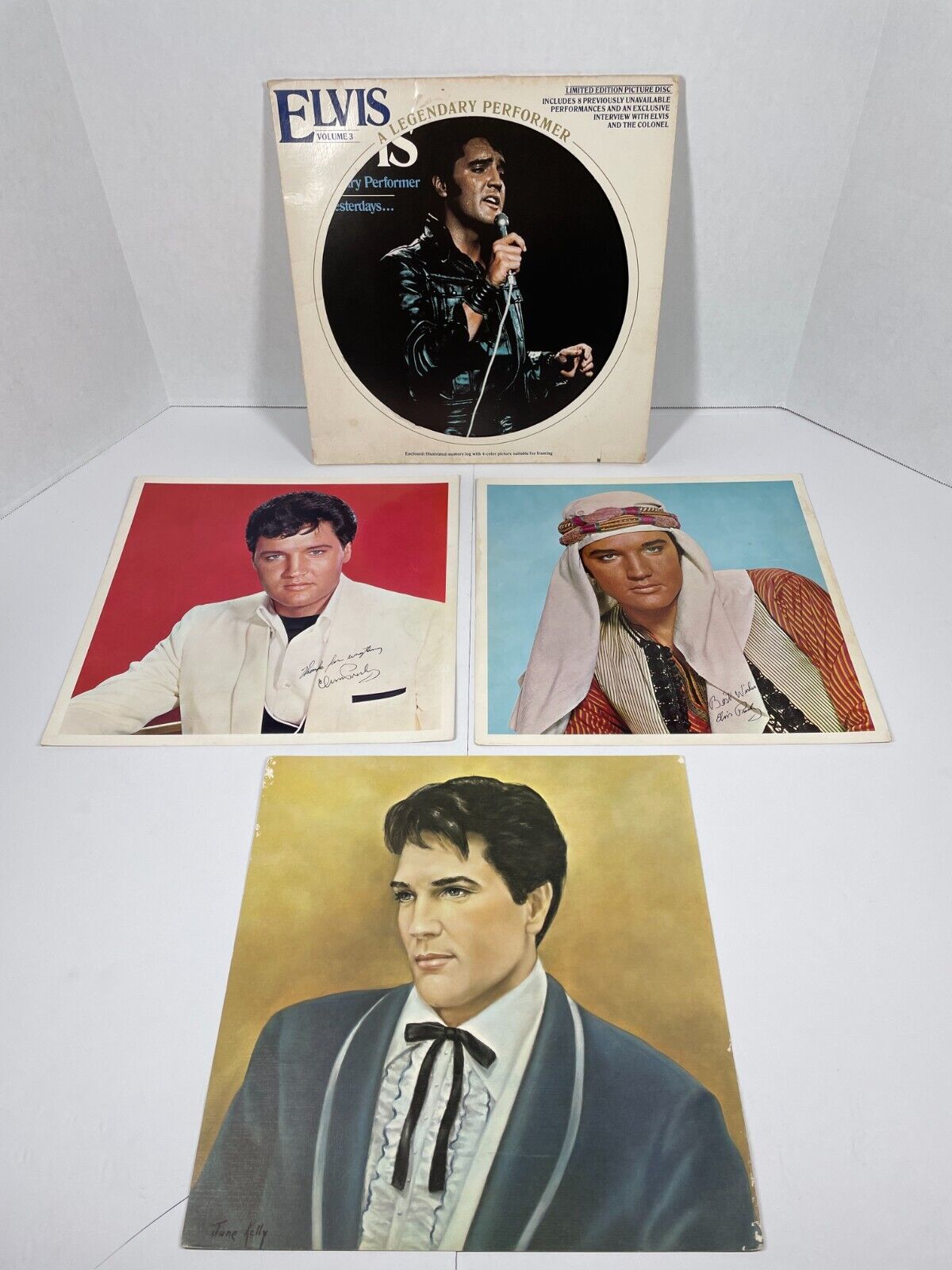 Elvis Presley Volume 3 A Legendary Performer Lot of 3 Pic Disc With Signed
