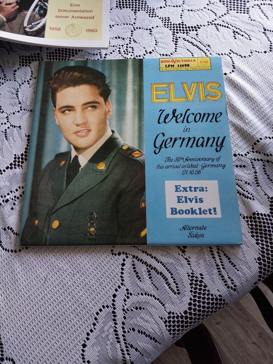 Rare Elvis Welcome In Germany Lp With Booklet