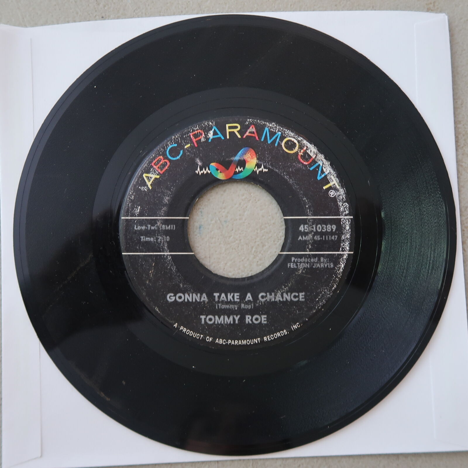 TOMMY ROE GONNA TAKE A CHANCE/DON\'T CRY DONNA VINYL 45 ABC 15-18