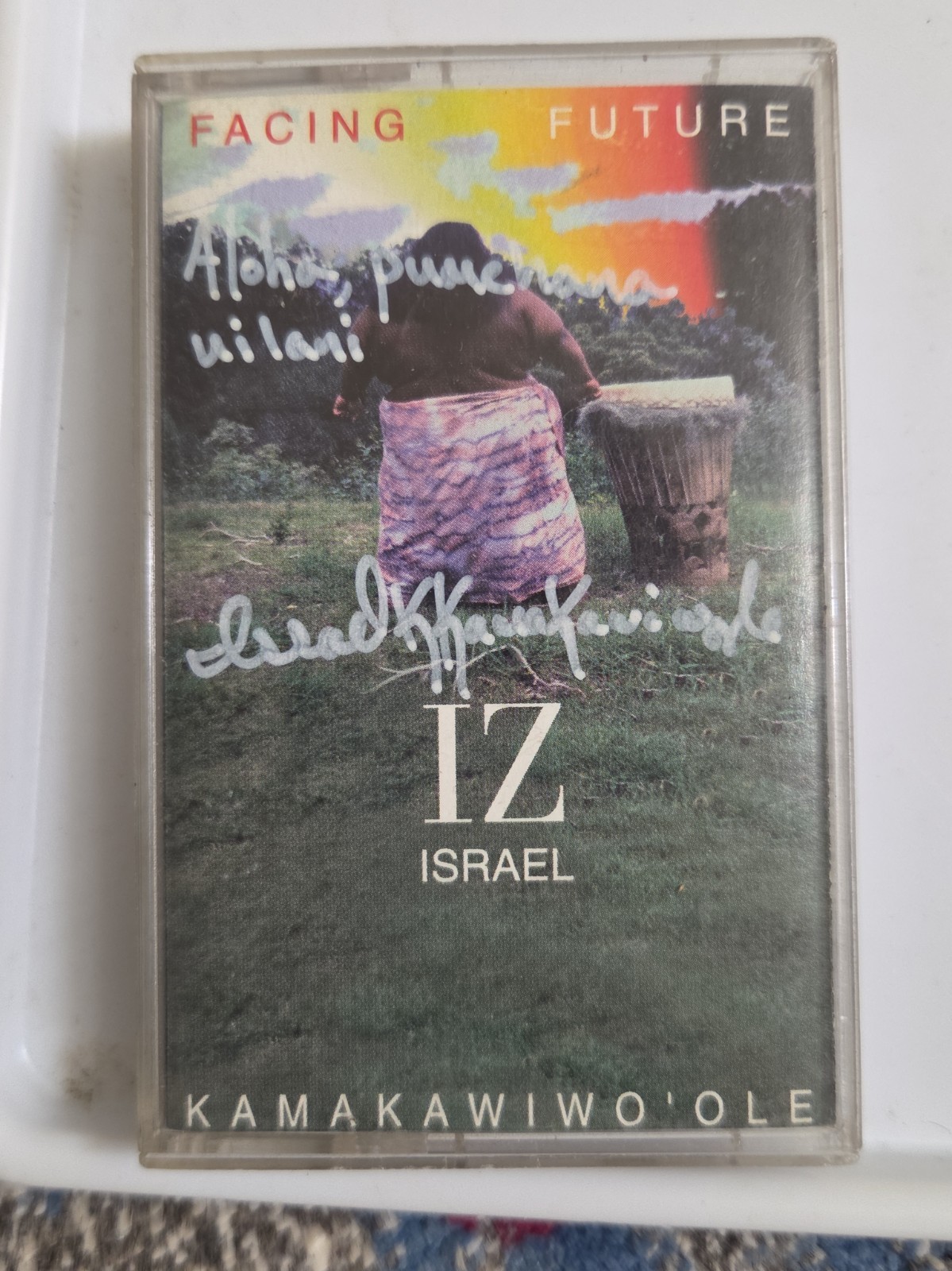 Facing Future by Israel Kamakawiwo\'ole Cassettesomewhere over the rainbow Signed