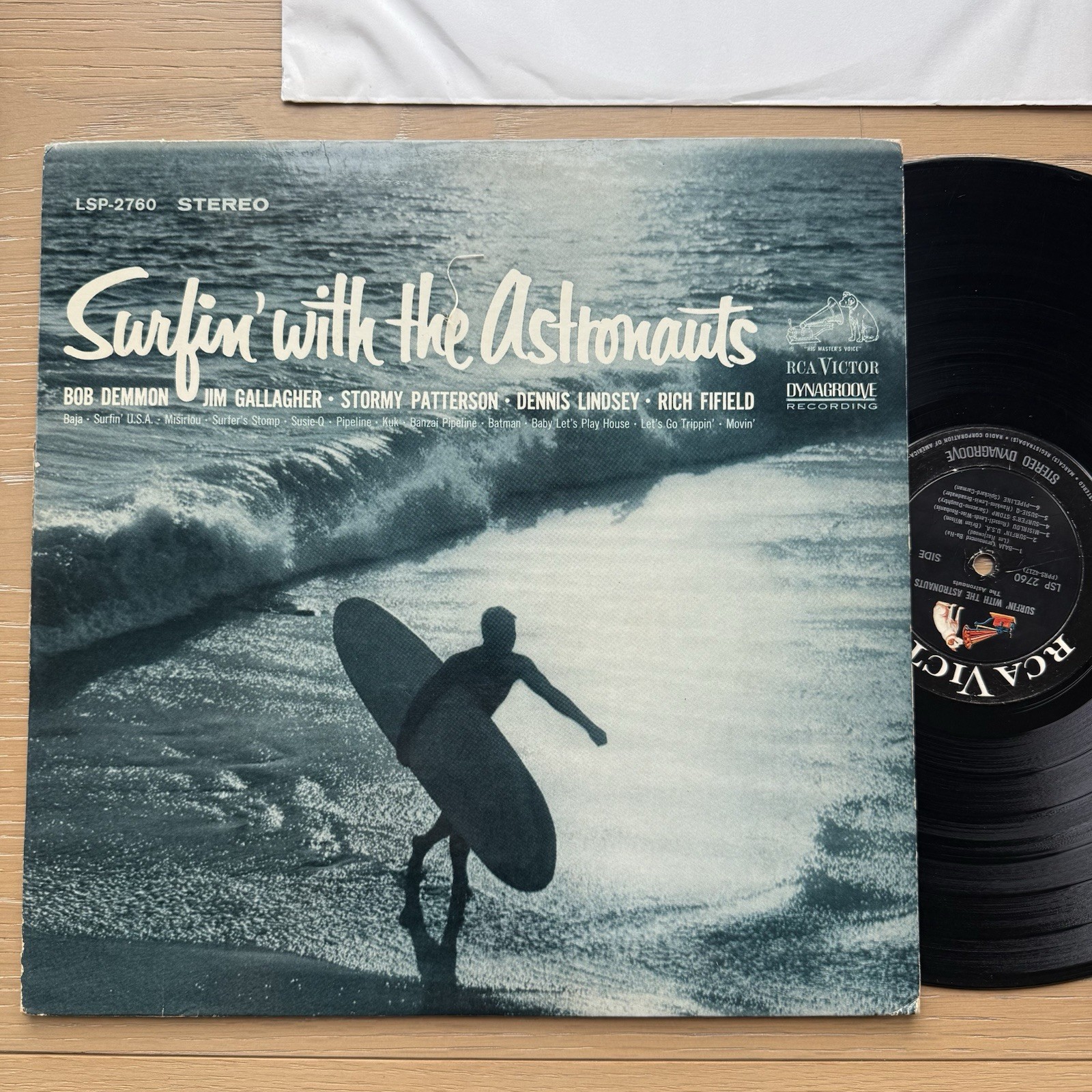 1963 Surfin' with the Astronauts Surf Vinyl LP RCA Dynagroove MONO Rare VG+