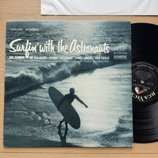 1963 Surfin' with the Astronauts Surf Vinyl LP RCA Dynagroove MONO Rare VG+ picture