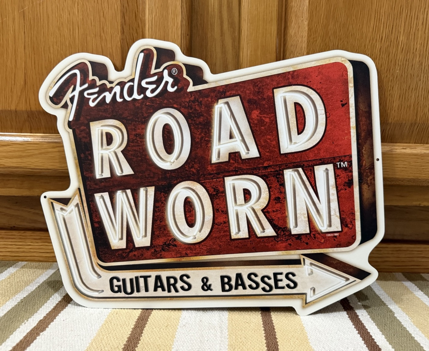 Fender Guitar Sign Road Worn Bass Pic String Band Parts Vintage Style Wall Decor
