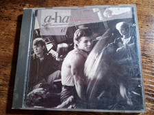 A-HA - Hunting high And Low CD picture