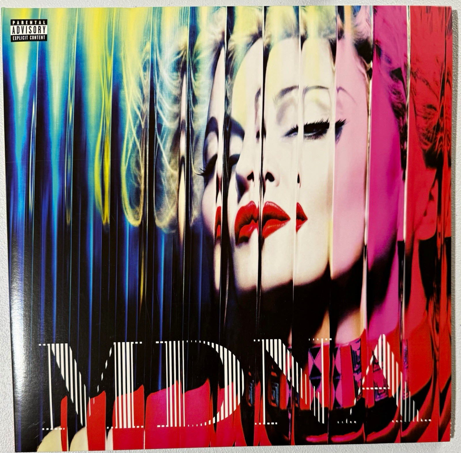 Madonna MDNA 2LP Vinyl ORIGINAL 2012 17 Track Deluxe 602527977515 RARE
