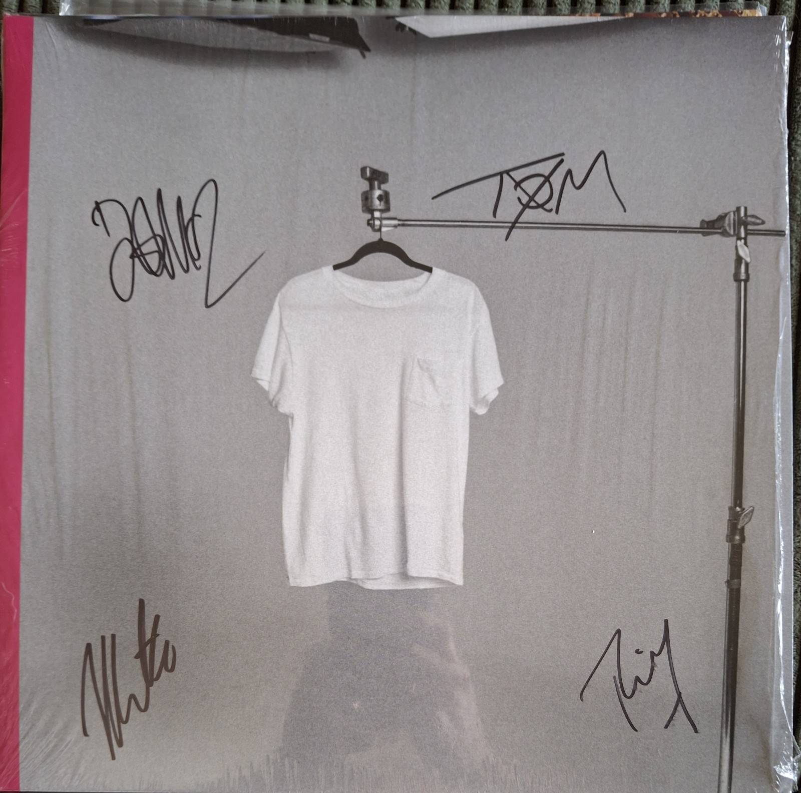 Plain White T’s signed pink Vinyl LP Record Autographed READ 