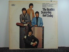 THE BEATLES Yesterday And Today First Pressing Vinyl LP T2- 553 picture