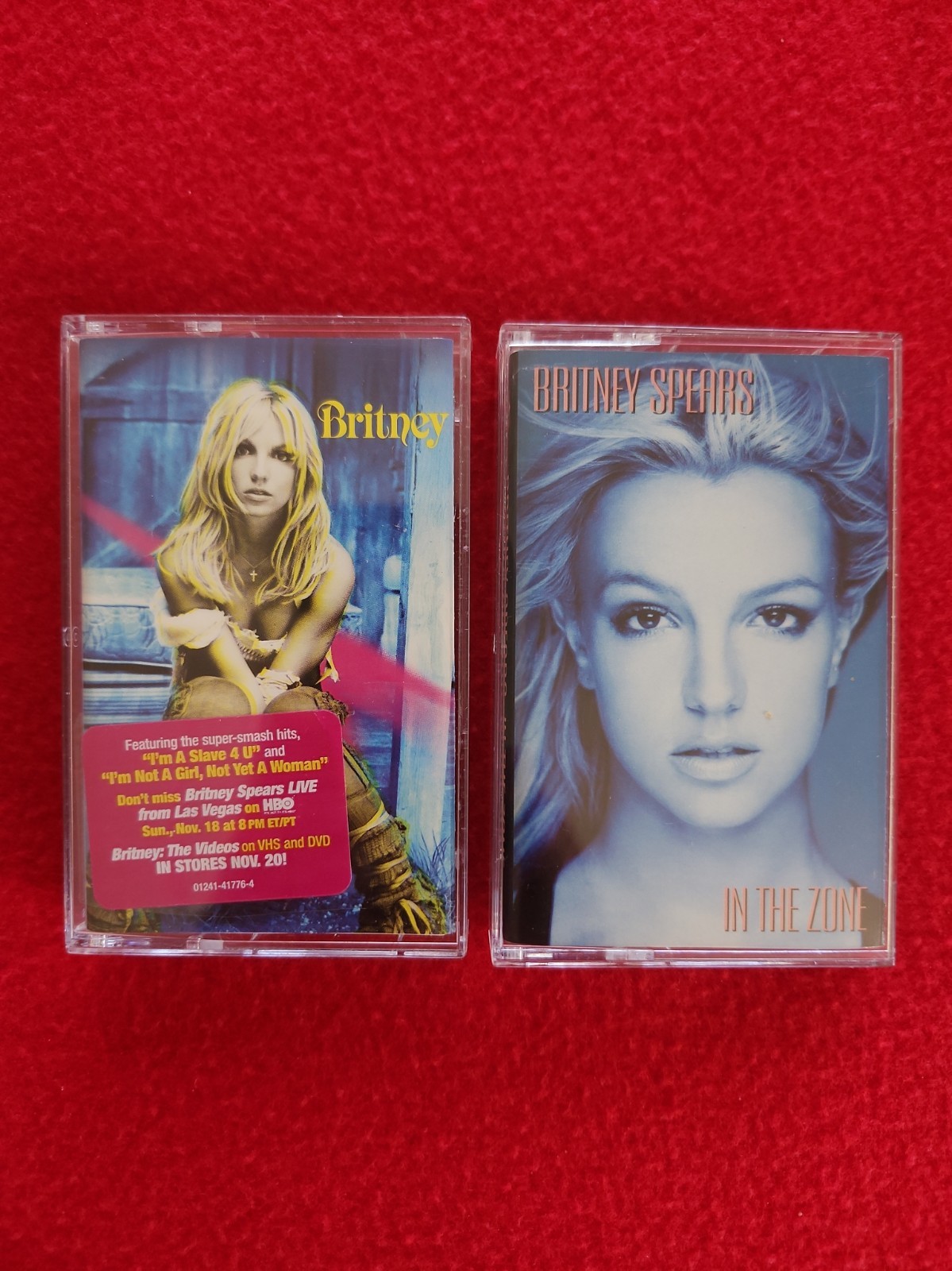 BRITNEY SPEARS - IN THE ZONE, BRITNEY, 2 CASSETTE LIKE NEW.