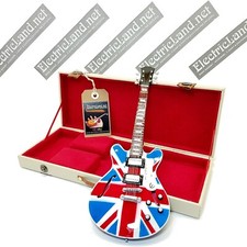 Mini Guitar OASIS UK tribute flag+ hard case box scale 1:4 miniature collectible picture