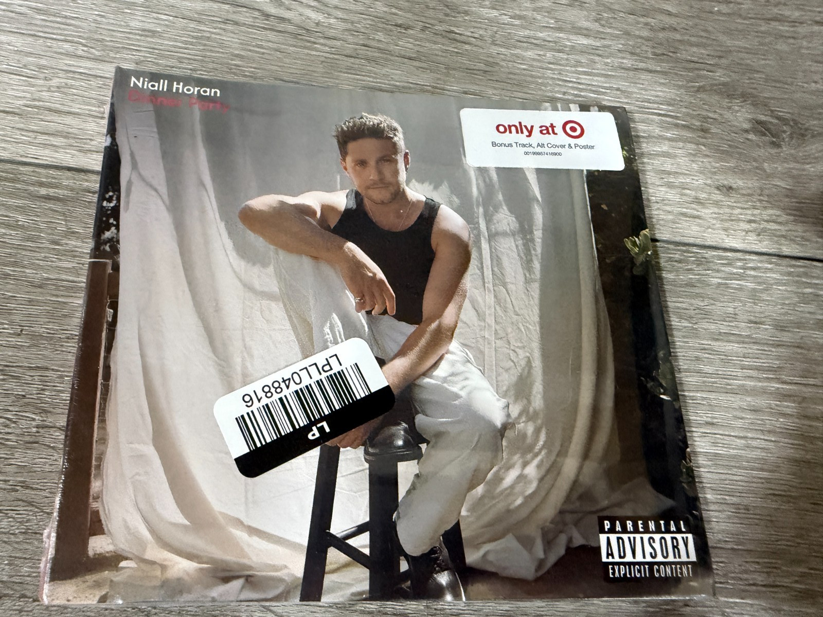 Niall Horan - Dinner Party Exclusive CD w/Bonus Track & Poster