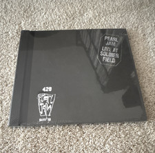 Pearl Jam Live at Soldier Field 7/11/95 Black Vinyl Record Rock picture