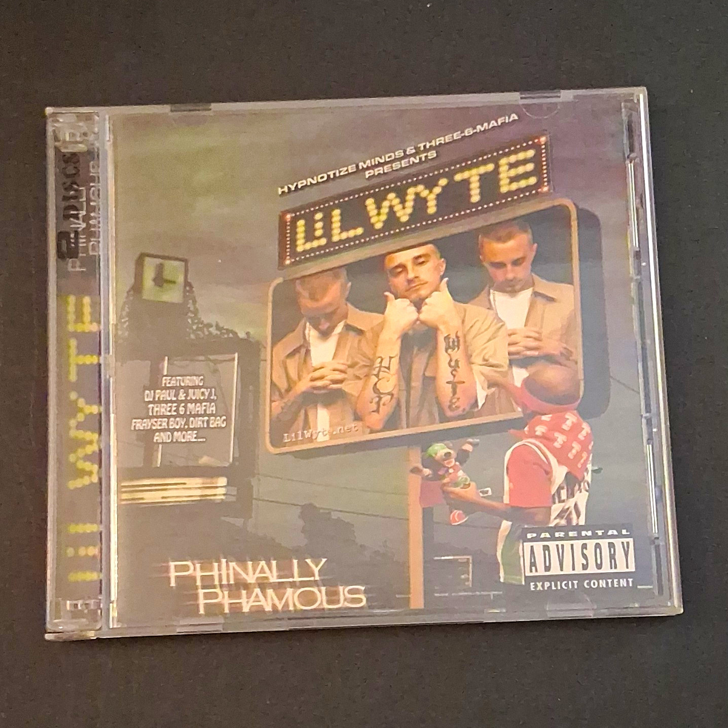 Lil Wyte CD / DVD / Phinally Phamous (Parental Advisory) Asylum 68500-2 Explicit