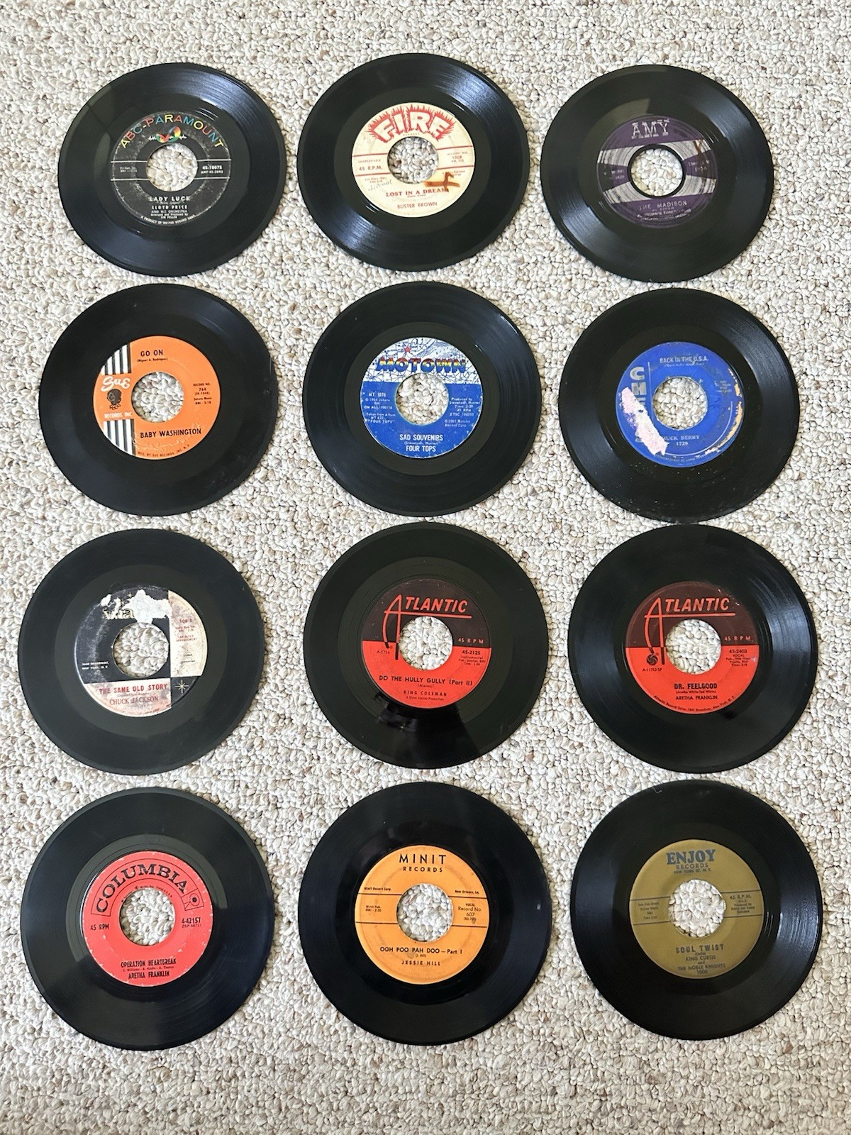 Lot 12 Vintage Soul R&B 45 RPM Vinyl Records Aretha Franklin Chuck Berry Motown