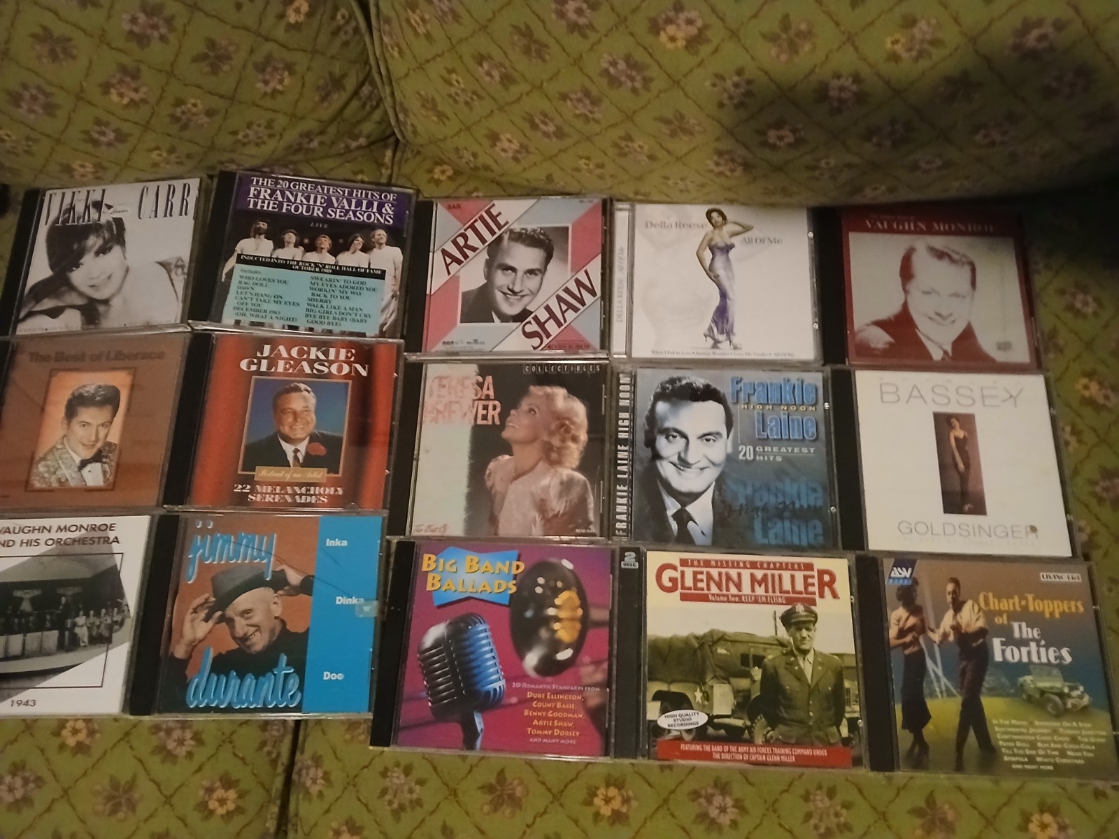 U PICK CDs -  (Pick 22 out of 45 cds) + Free CD Holder  (Mainly 1940s-60s)