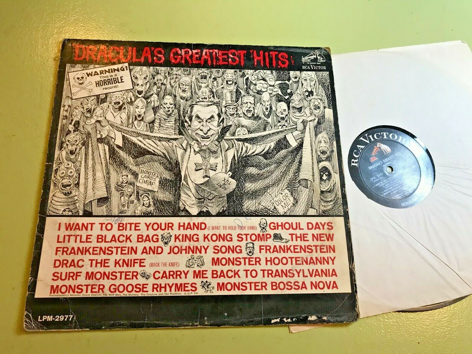 Gene Moss Dracula\'s Greatest Hits lpm-2977 \'64 jack davis LP Record Halloween