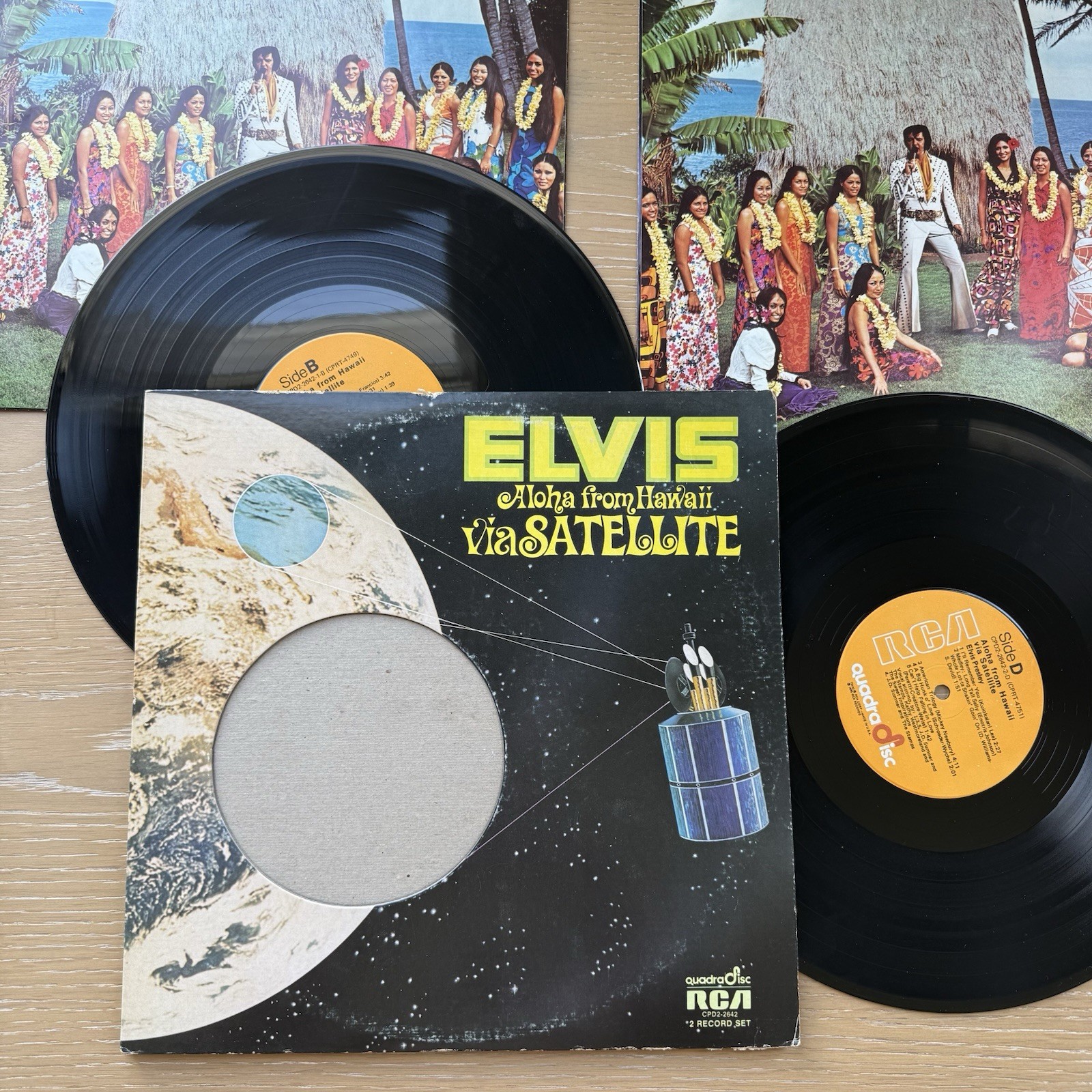 1970s Elvis Presley Aloha From Hawaii Via Satellite US Press Vinyl 2LP + Sleeves
