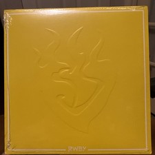 RWBY Yang Yellow Vinyl Single Sealed Limited edition 1000 Rare Rooster Teeth  picture