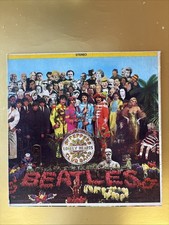 The Beatles Sgt. Pepper lonely hearts Vinyl Record 1967 Capitol .SMAS 2653 😎 picture