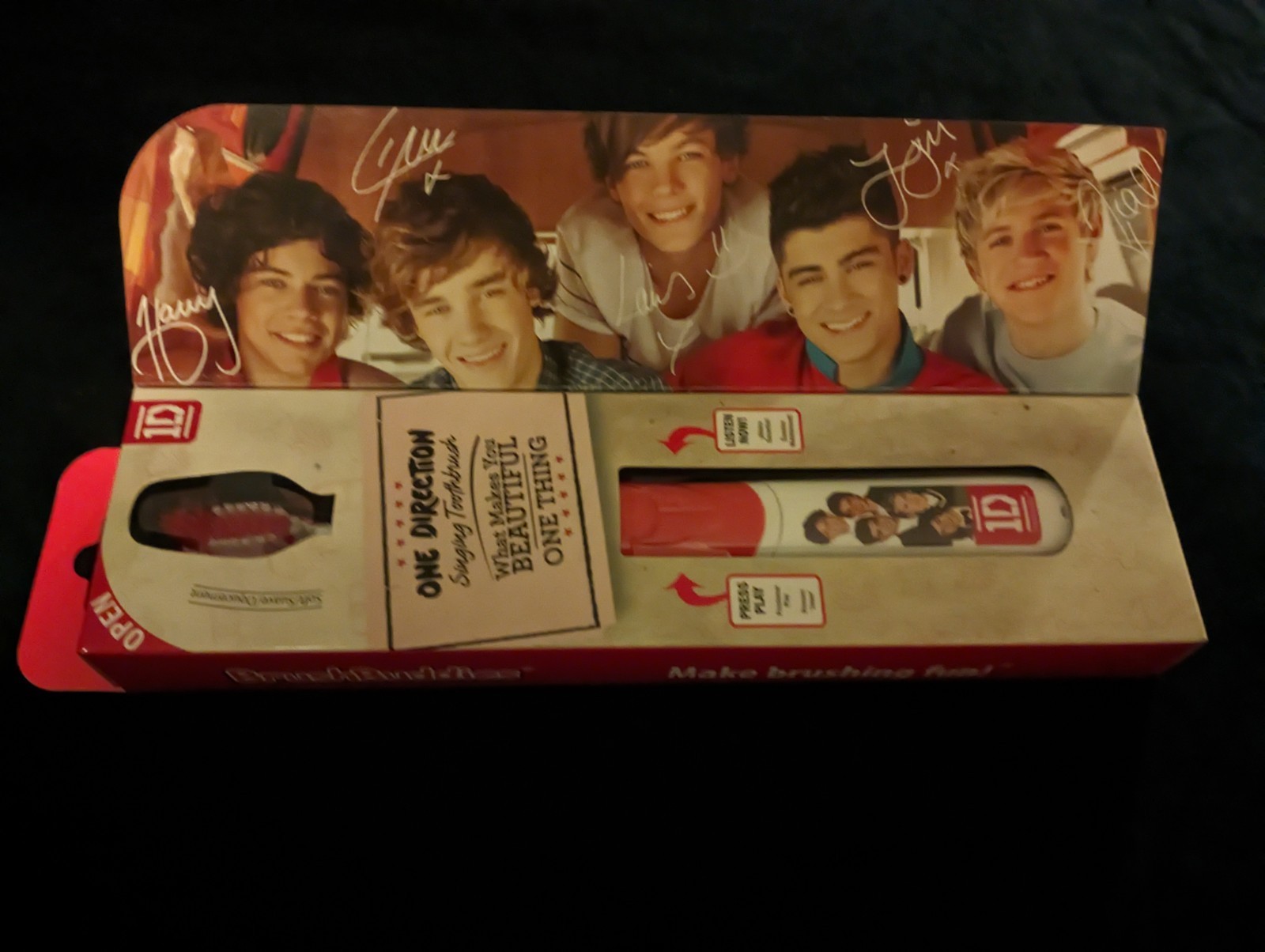 ONE DIRECTION Singing Toothbrush Brand New Sealed 1D Brush Buddies 2012 Vintage