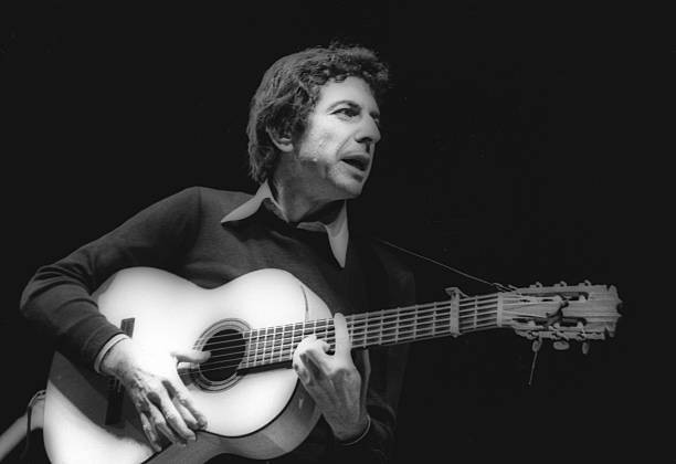 Leonard Cohen singer musician poet novelist painter during a conce- Old Photo 6