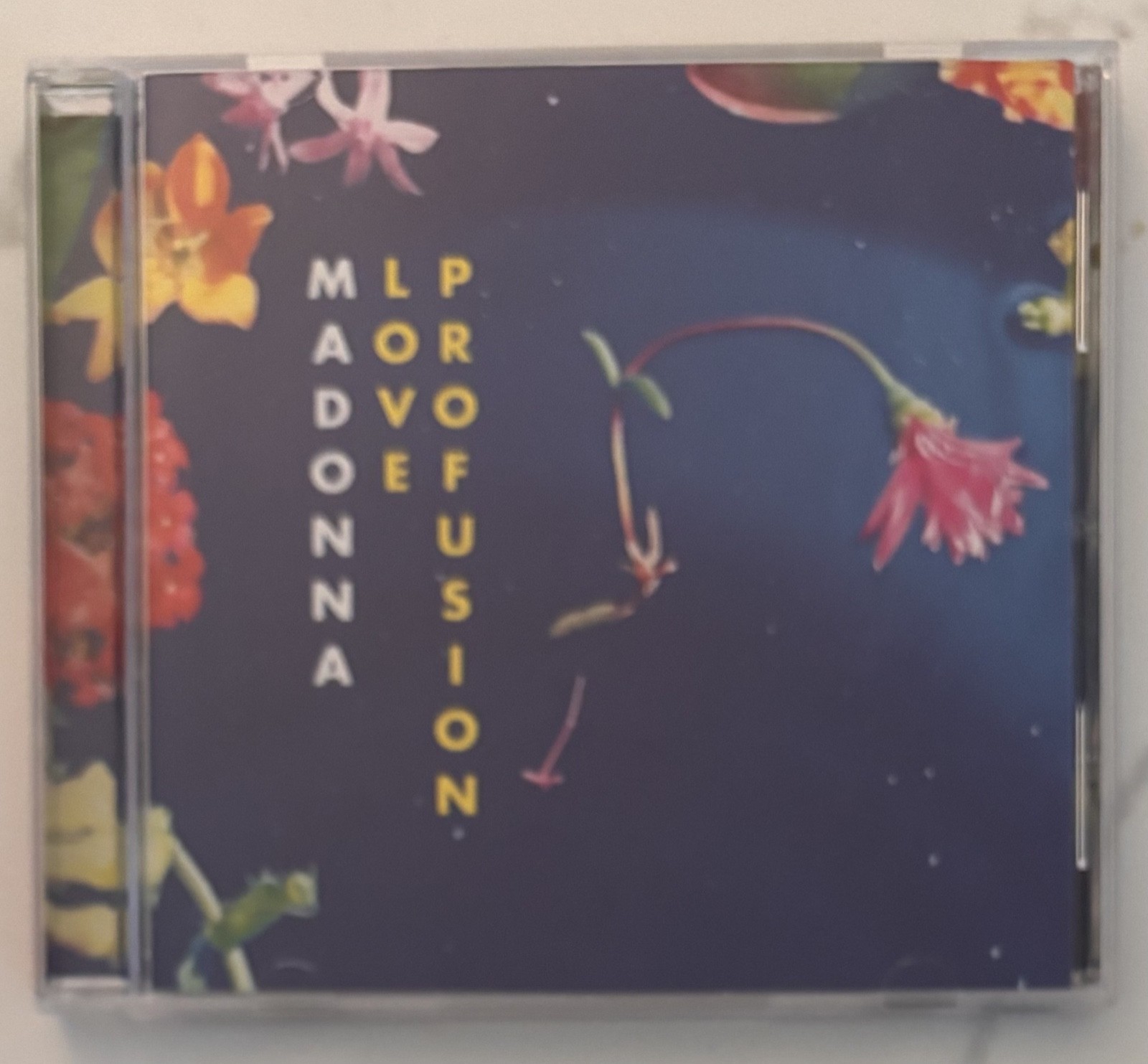 MADONNA - Love Profusion PROMO CD  ( Never Played) w/ Perfume Ad Card / 2004 US