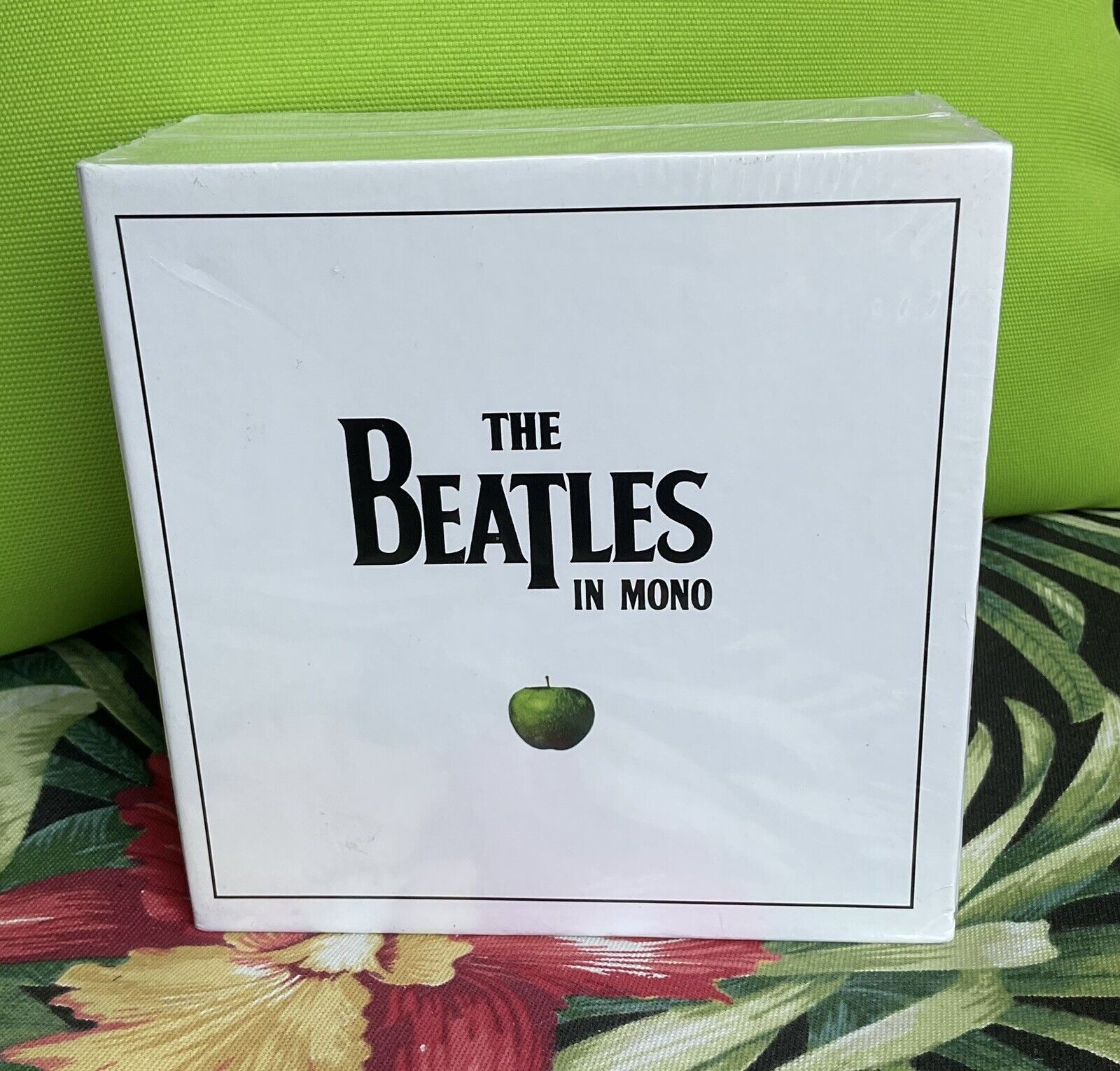 Factory Sealed The Beatles In Mono CD Box Set Printed in Japan 2009