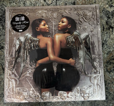 Chloe & Halle Ungodly Hour 