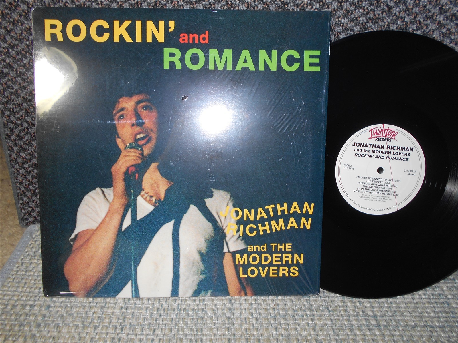 Jonathan Richman and the Modern Lovers m- original shrink LP Rockin\' and Romance