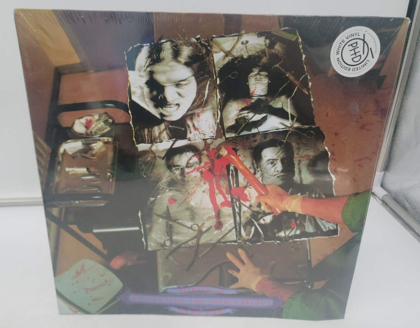 NEW CORNER  - Carcass -Necroticism Descanting The Insalubrious (White Vinyl)