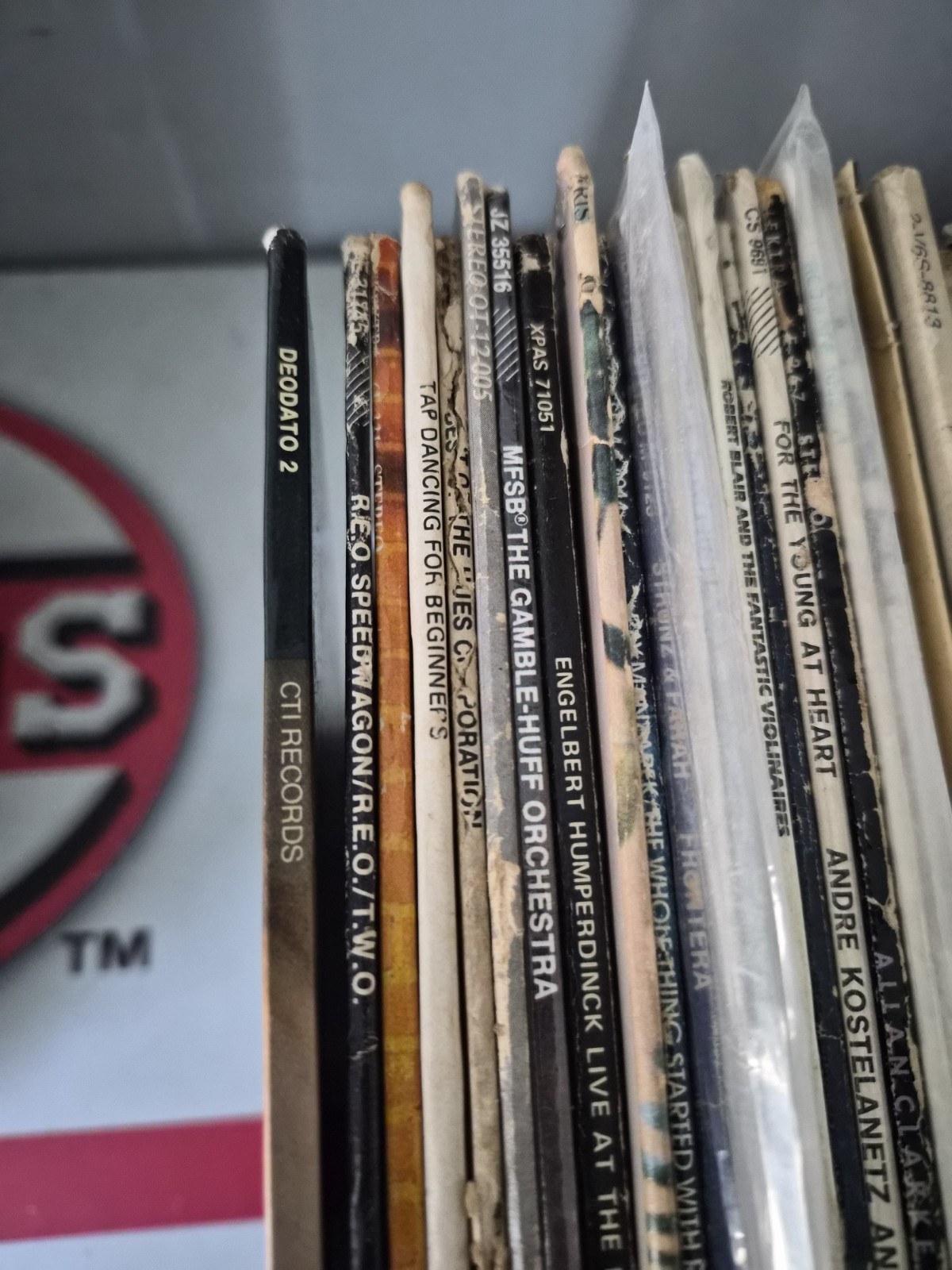 Lot of 37 Vinyls Random VG - VG+