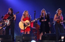The Dixie Chicks & Stevie Nicks at VH-1 Divas 2002 Show at MGM Gra- Old Photo picture