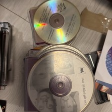 Lot of 30 random CDs/gospel with slim cases picture
