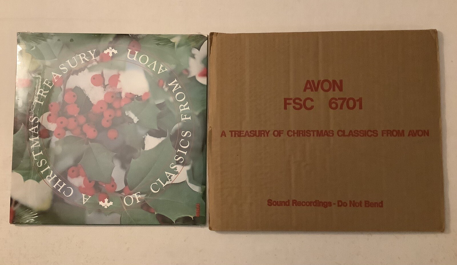 A Christmas Treasury of Classics From Avon W/Factory Mailer SEALED Elvis Presley